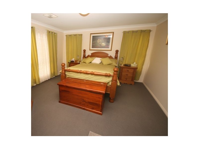 31 Leehy Court, Tamworth NSW 2340
