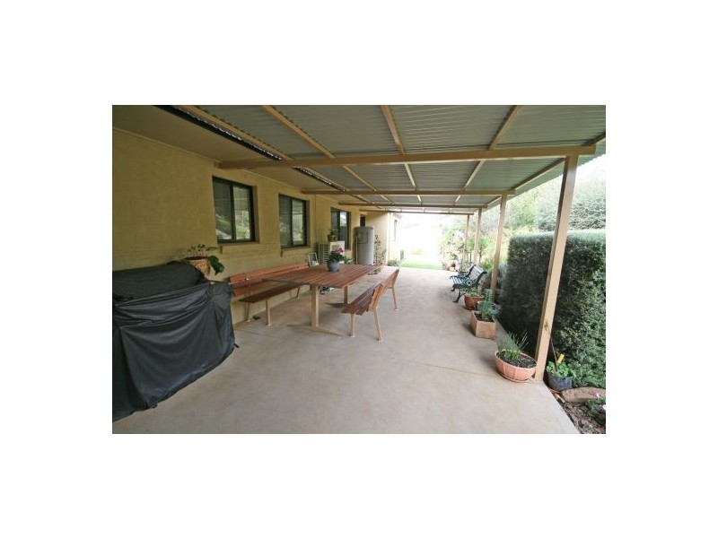 31 Leehy Court, Tamworth NSW 2340
