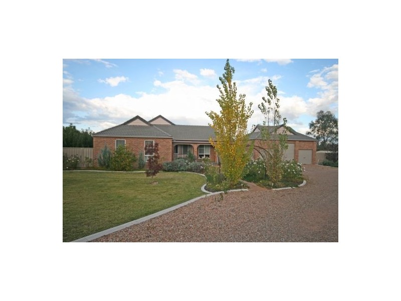 10 Goderich Crt, Kingswood NSW 2340