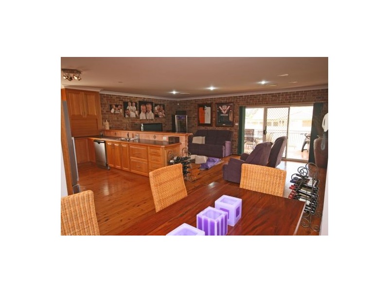 5 Eureka Place, Tamworth NSW 2340