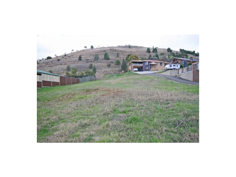 84 Tribe Street, Tamworth NSW 2340