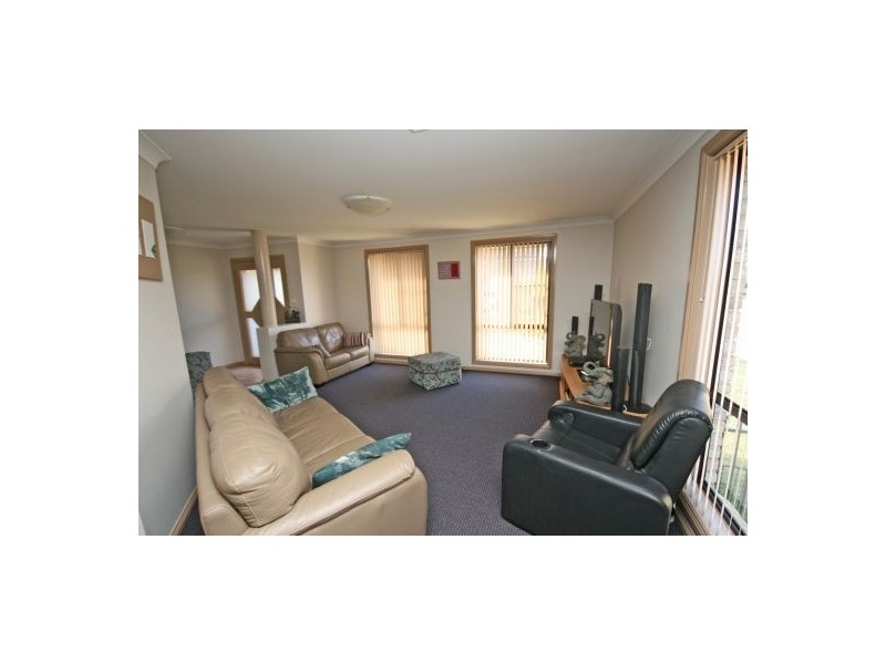 66 Wahroonga Drive, Tamworth NSW 2340