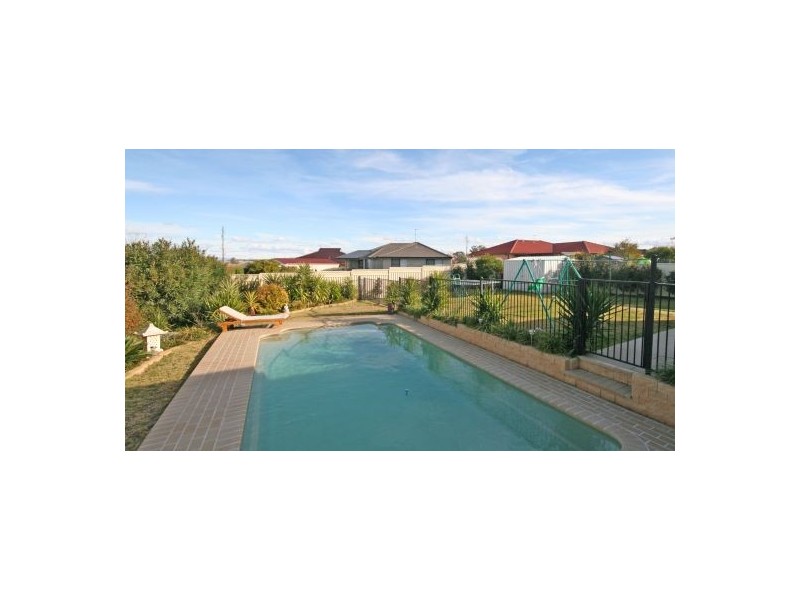 66 Wahroonga Drive, Tamworth NSW 2340