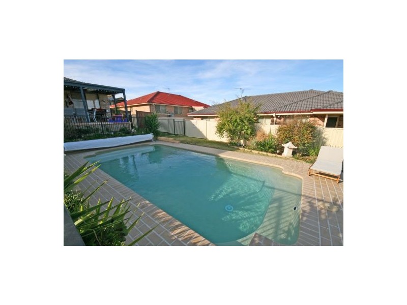 66 Wahroonga Drive, Tamworth NSW 2340