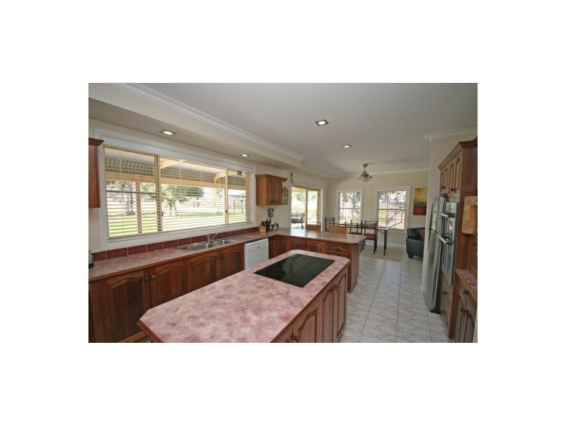 40 The Albens Drive, Moore Creek NSW 2340