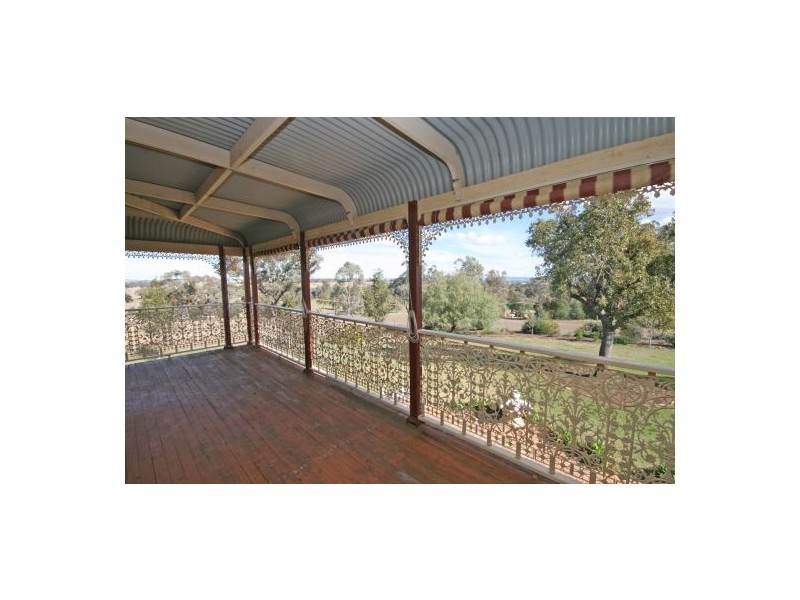 40 The Albens Drive, Moore Creek NSW 2340