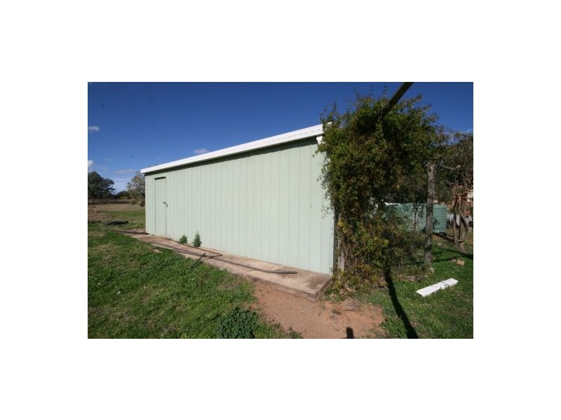 40 The Albens Drive, Moore Creek NSW 2340