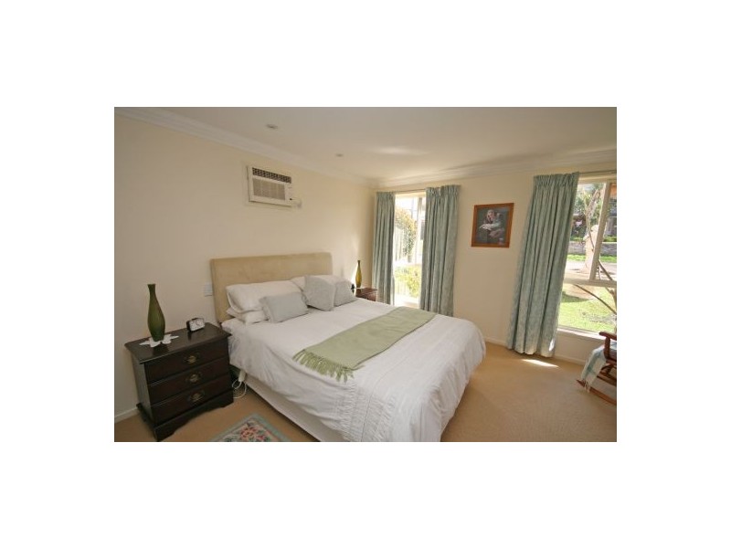 6 Stratford Place, Tamworth NSW 2340