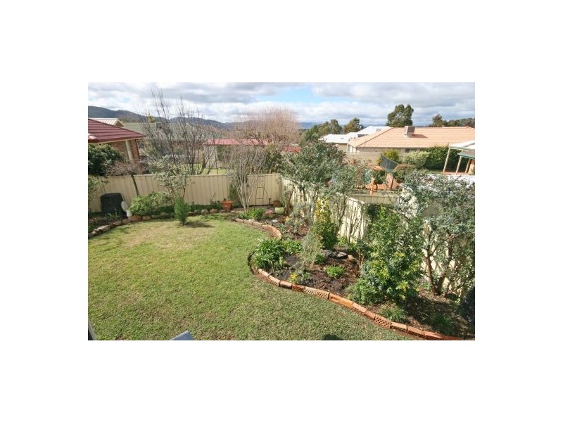 6 Stratford Place, Tamworth NSW 2340