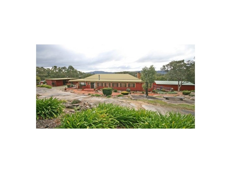 Back o’ the Moon, Tamworth NSW 2340