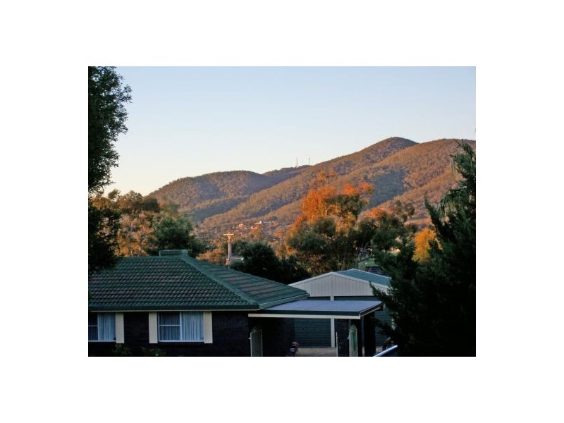 35 Windhover Crescent, Tamworth NSW 2340