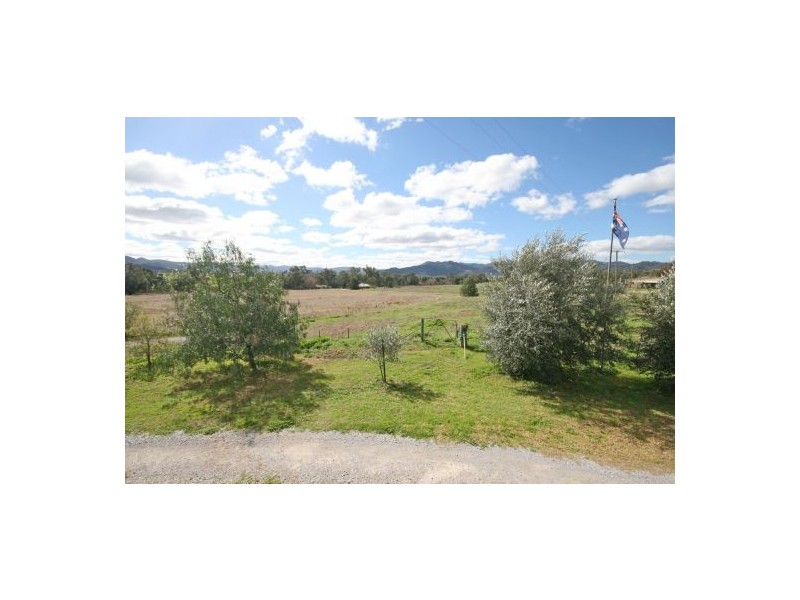 114 Ormans Lane, Tamworth NSW 2340