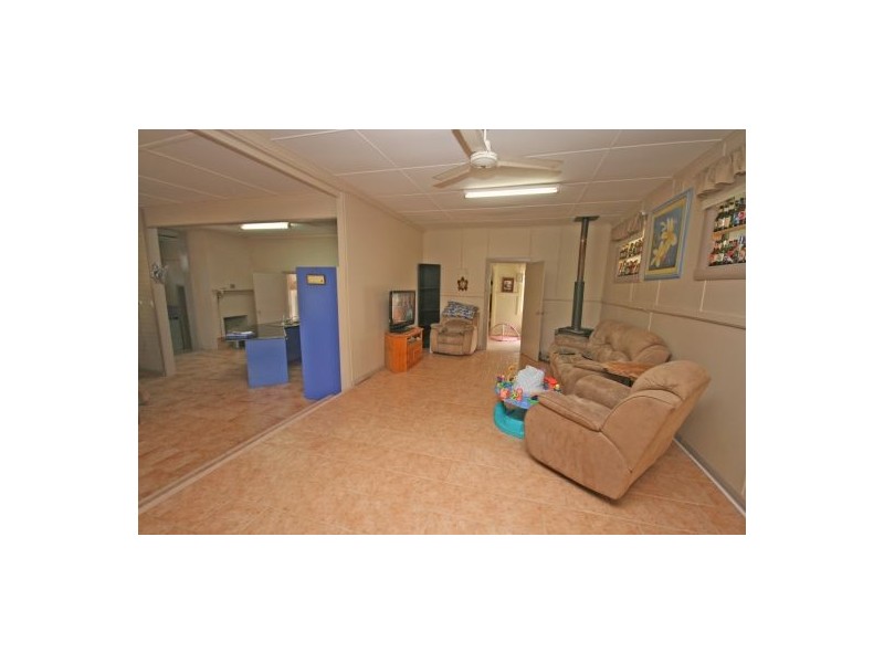 100 North Street, Tamworth NSW 2340