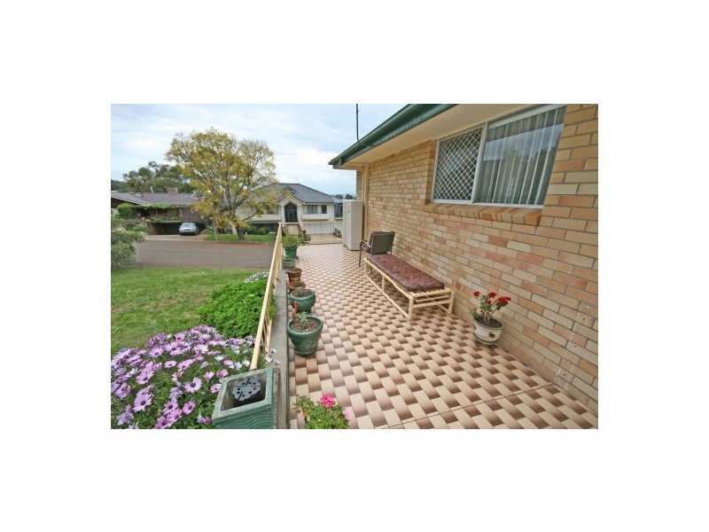 14 Dekalb Street, Tamworth NSW 2340
