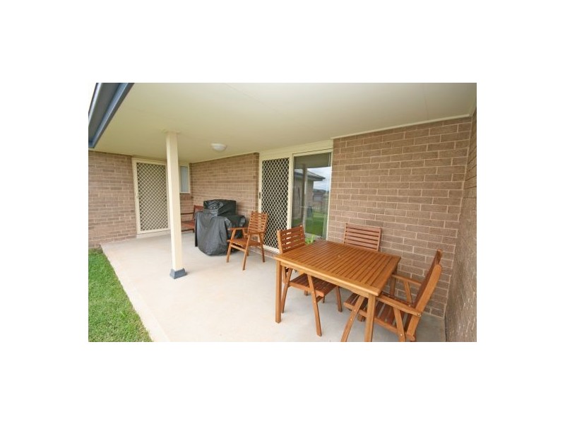 11 Daintree Circuit, Tamworth NSW 2340