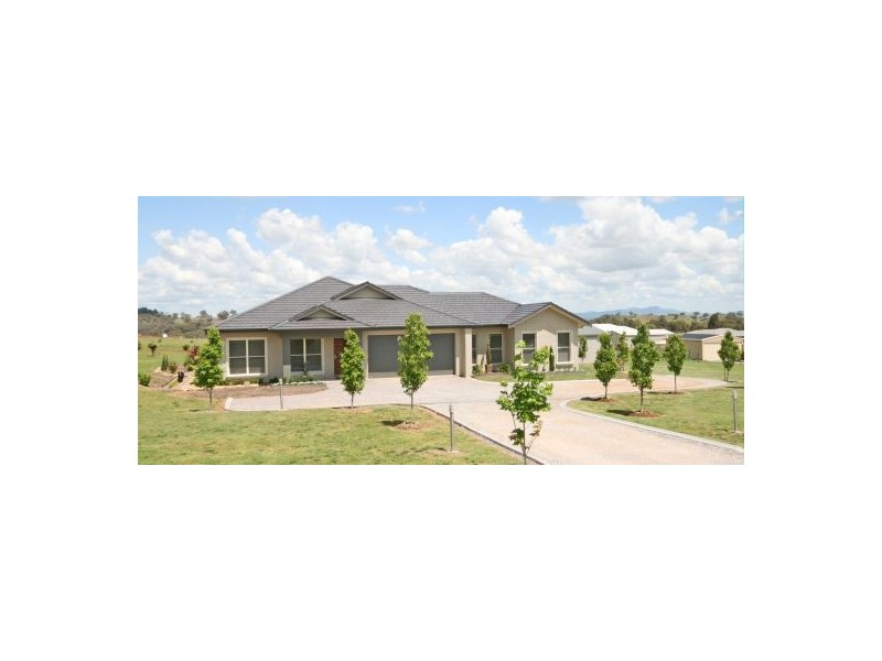 26 Flagstaff Road, Tamworth NSW 2340