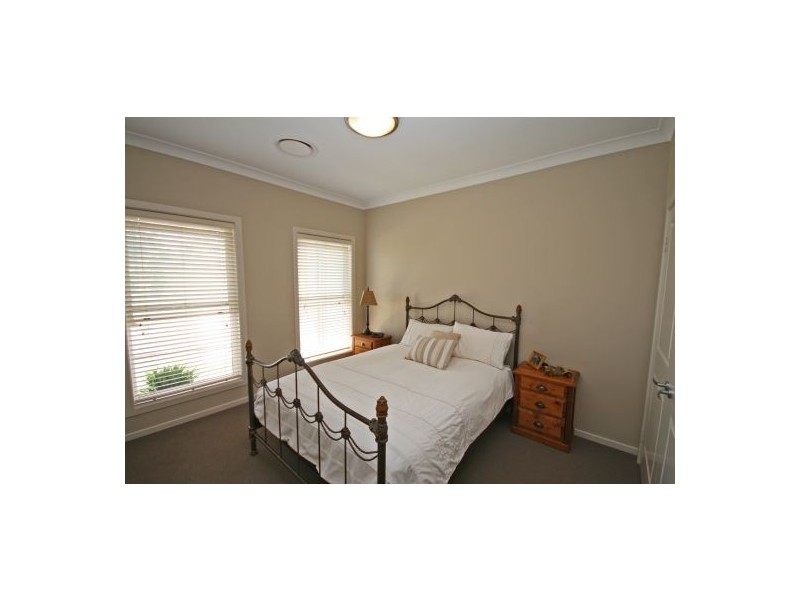 26 Flagstaff Road, Tamworth NSW 2340