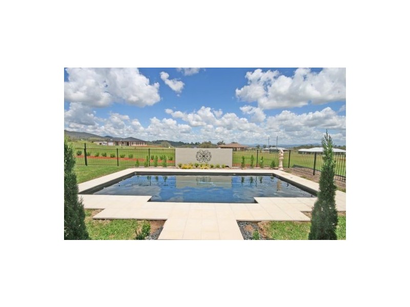 26 Flagstaff Road, Tamworth NSW 2340