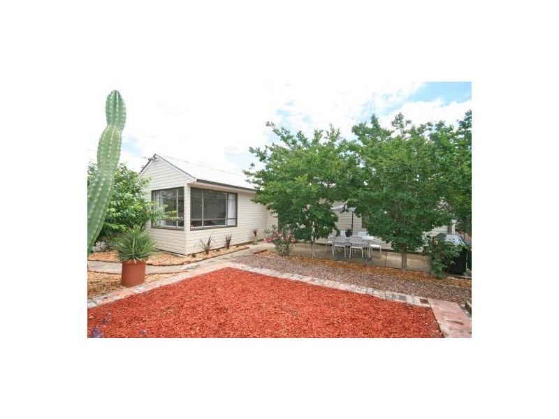 20 Victoria Street, Tamworth NSW 2340