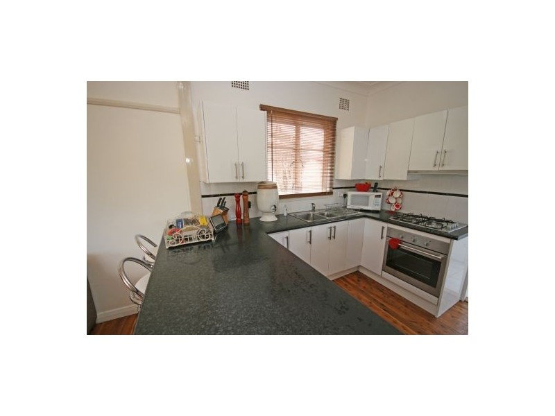 20 Victoria Street, Tamworth NSW 2340