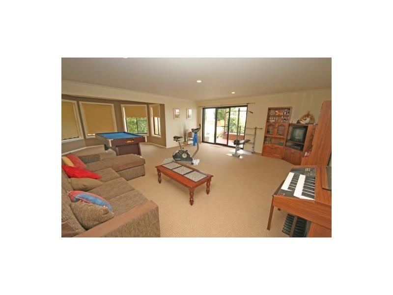 16 Ventnor Drive, Tamworth NSW 2340