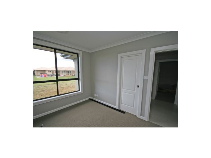 25 Palmer Drive, Tamworth NSW 2340