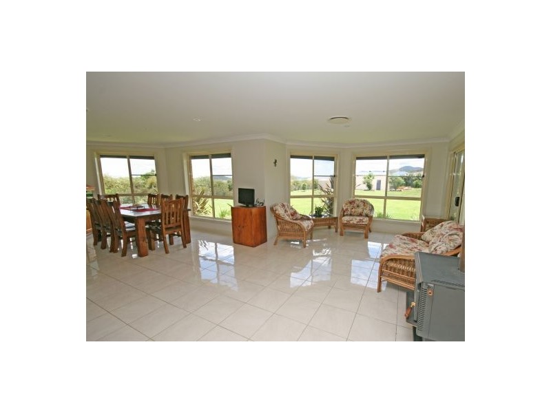 18 Browns Lane, Tamworth NSW 2340