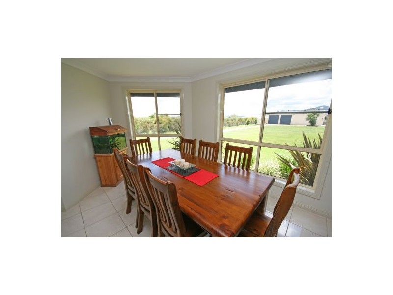 18 Browns Lane, Tamworth NSW 2340