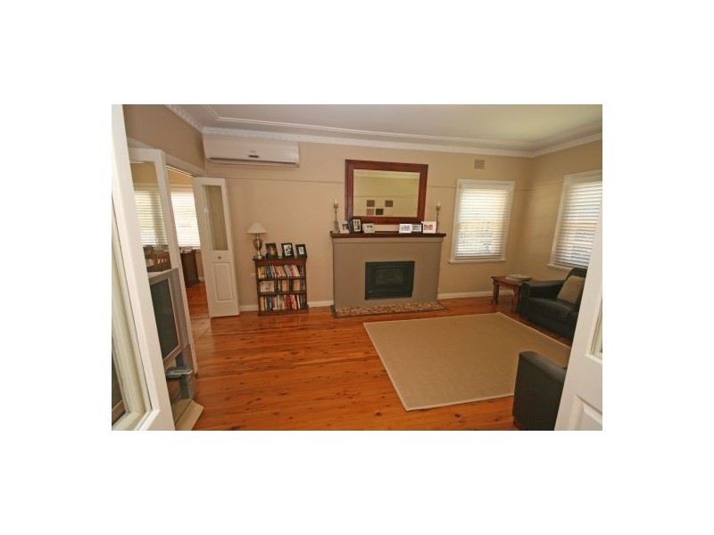 14 Janison Street, Tamworth NSW 2340