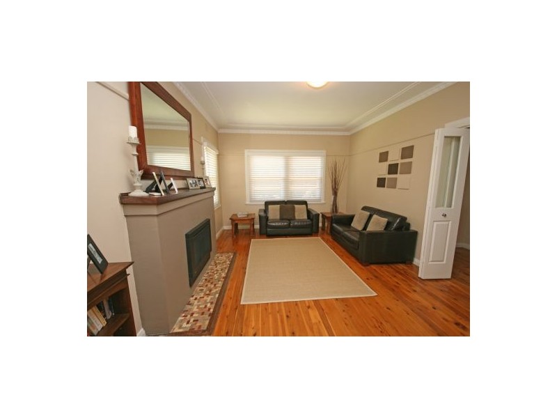 14 Janison Street, Tamworth NSW 2340