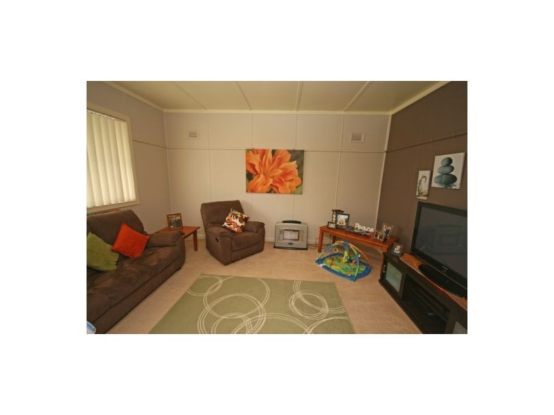 19 Edgeroy Street, Tamworth NSW 2340