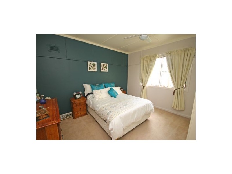 19 Edgeroy Street, Tamworth NSW 2340