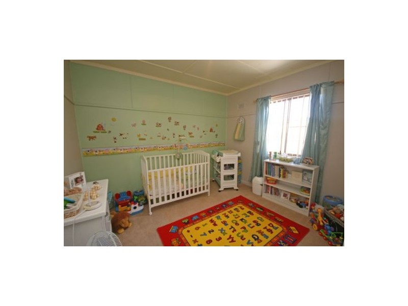 19 Edgeroy Street, Tamworth NSW 2340