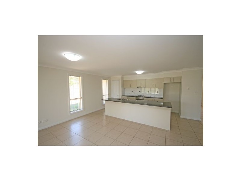 21 Spains Lane, Tamworth NSW 2340