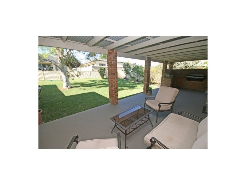 12 The Retreat, Tamworth NSW 2340