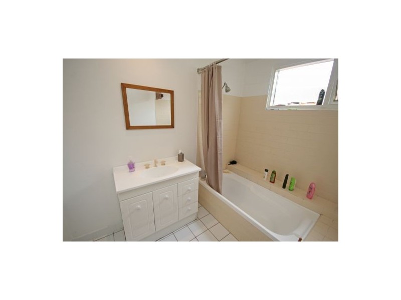 11 Grant Street, Tamworth NSW 2340