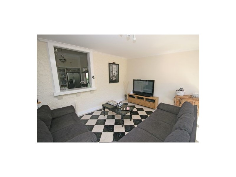 60 Peel Street, Tamworth NSW 2340