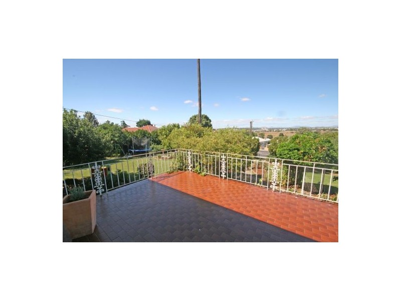 60 Peel Street, Tamworth NSW 2340