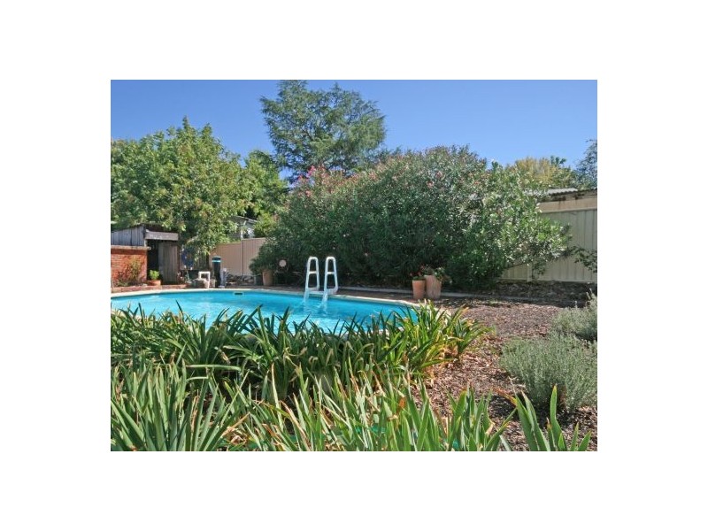 60 Peel Street, Tamworth NSW 2340