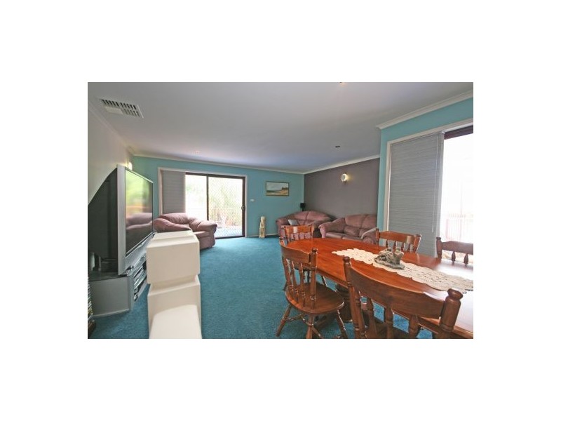 18 Glen Alpha Close, Tamworth NSW 2340