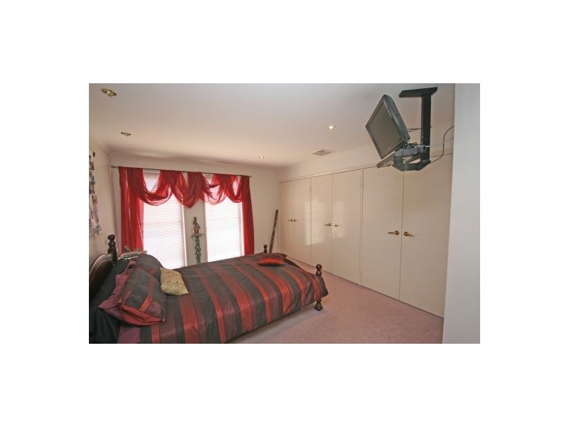 18 Glen Alpha Close, Tamworth NSW 2340