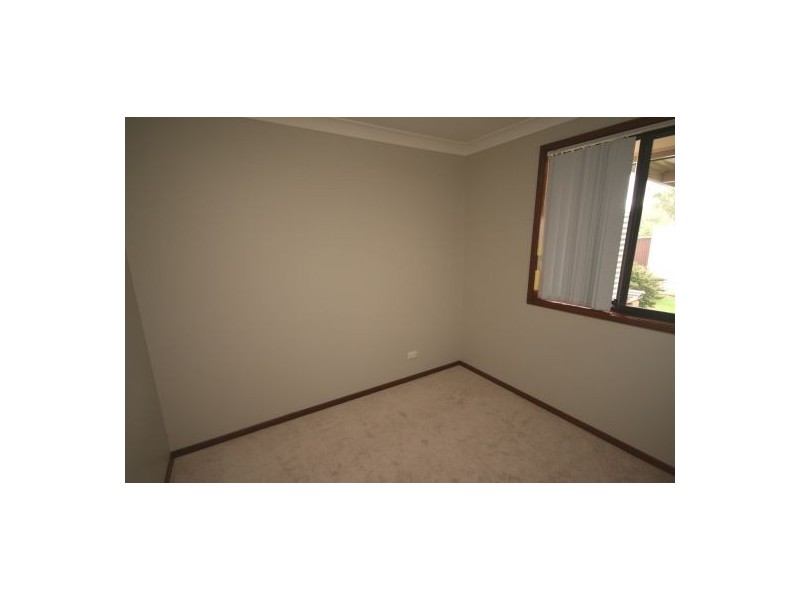 1 Privet Street, Kootingal NSW 2352