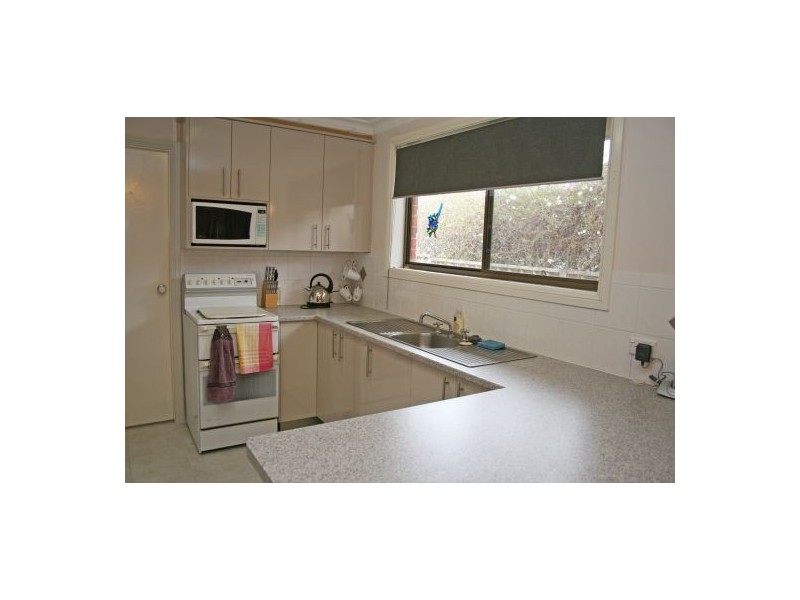 2/78 Harrier Parade, Tamworth NSW 2340