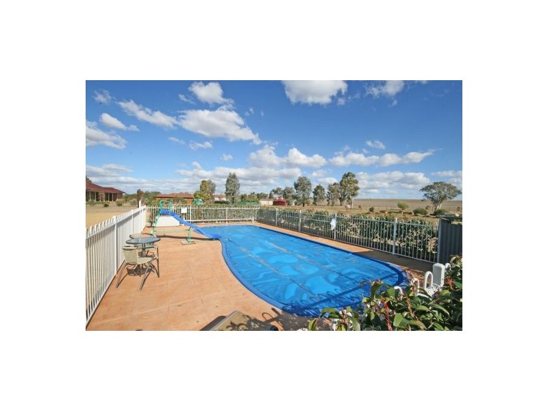 3 Cameron Avenue, Tamworth NSW 2340