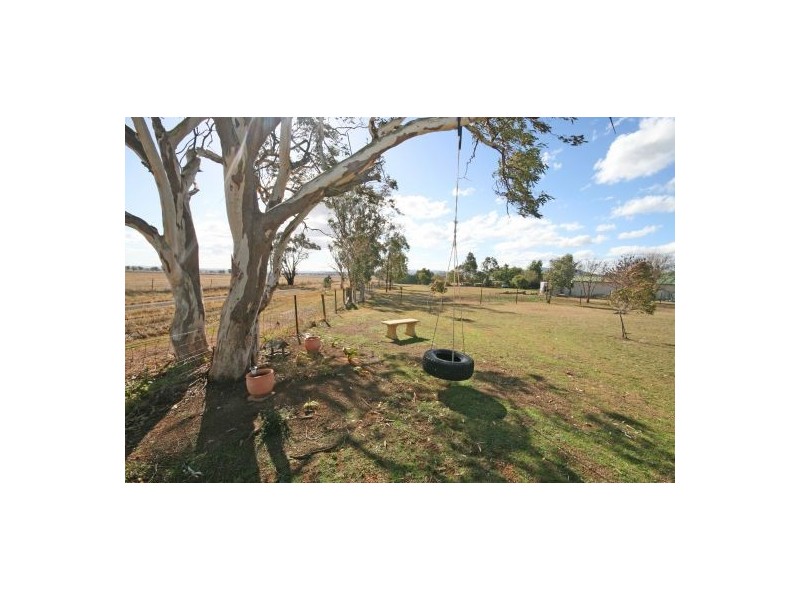 3 Cameron Avenue, Tamworth NSW 2340