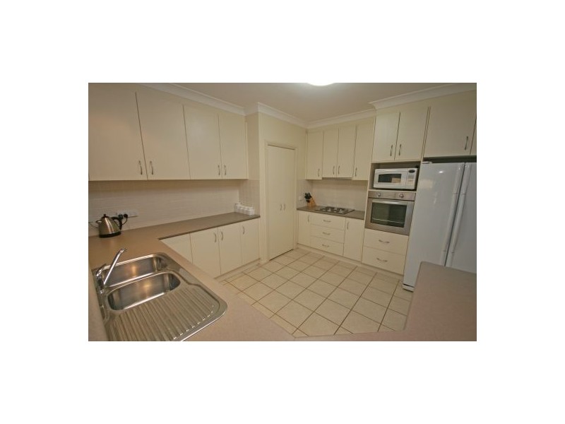 41 The Retreat, Tamworth NSW 2340