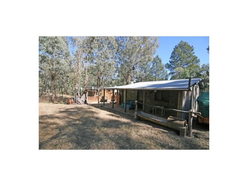 471 “Treetop” New England Gully Road, Moonbi NSW 2353