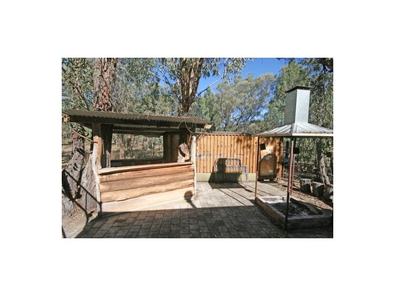 471 “Treetop” New England Gully Road, Moonbi NSW 2353