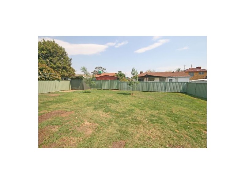 10 Murrawai Street, Tamworth NSW 2340