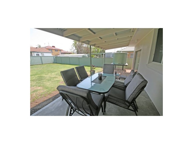 10 Murrawai Street, Tamworth NSW 2340